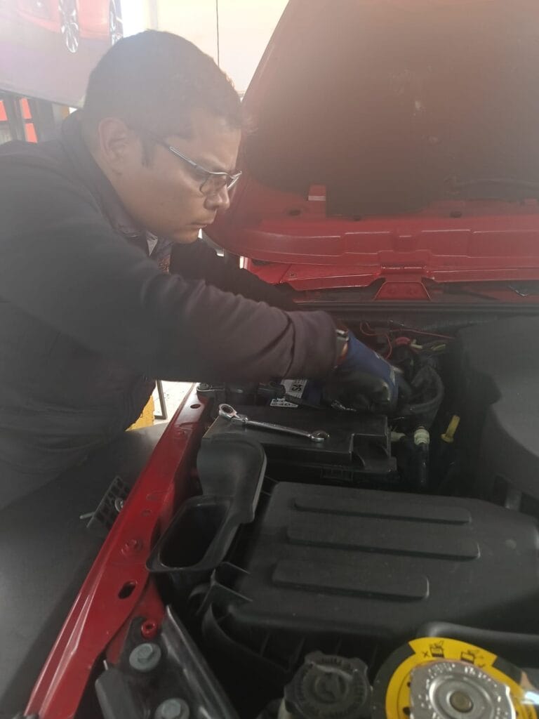 Baterías para carro Mazda en Bogotá Baterias a Domicilio Unibaterias 2